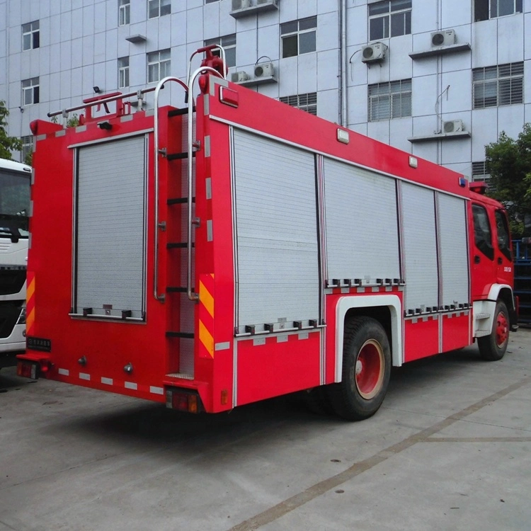 I Suzu Ftr 4*2 Double Row Cab 6 Wheels 6000L to 10000L Foam Fire Fighting Truck