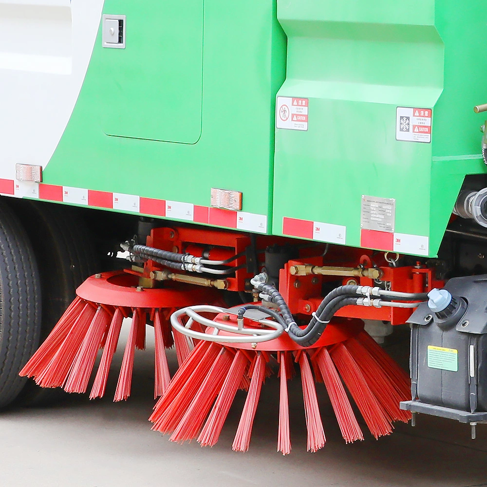 Super-Above Road Sweeping Truck, Sweep Truck, Road Sweeper, Sweeping Truck, Sweeper Truck, 5000L Road Sweeping Truck with Spare Parts in Stock