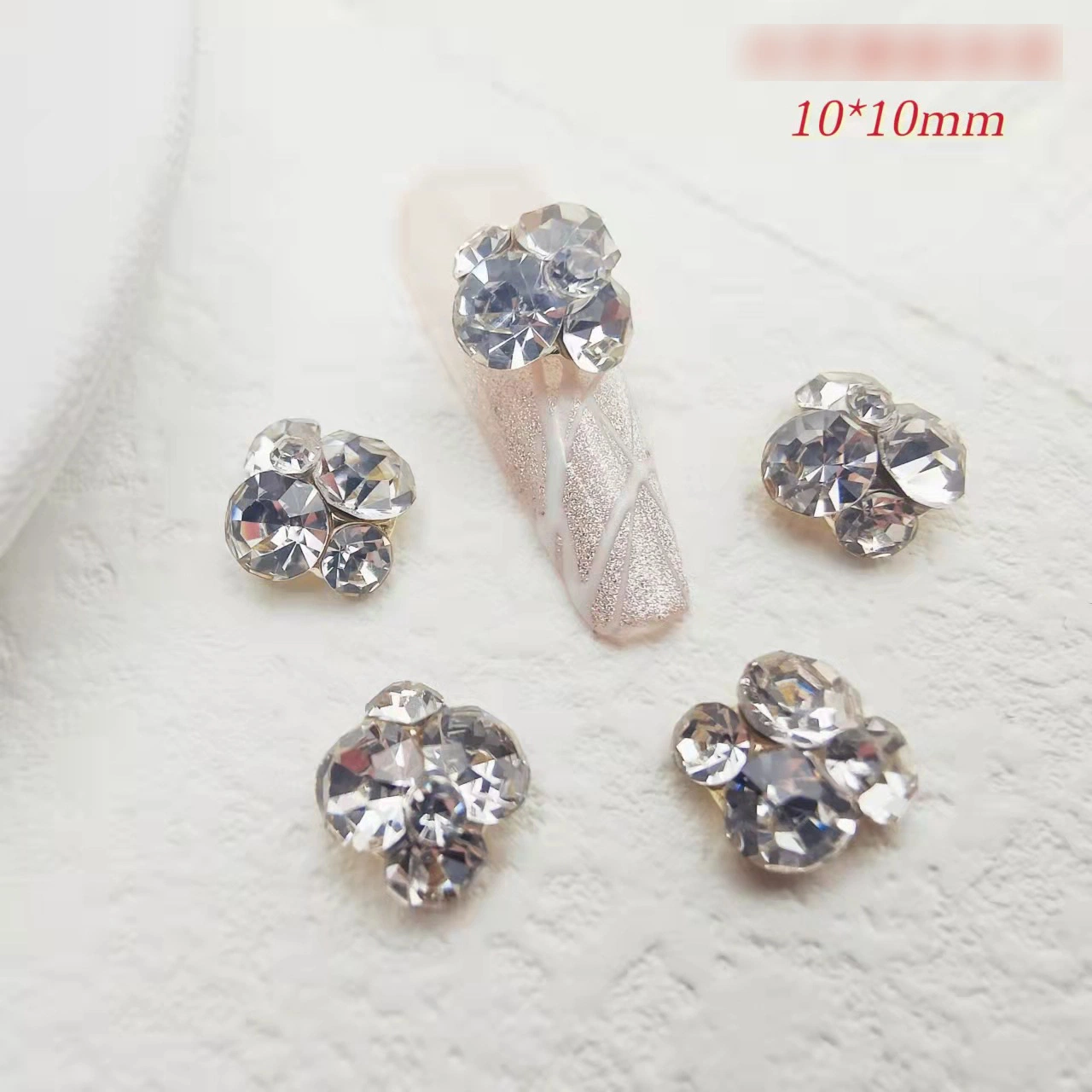 Nail Art Accessories Wholesale/Supplier Alloy Pile Diamond Finished Product Size of Rhine-Nail Paste Accessories New Japanese Three-Dimensional Decoration