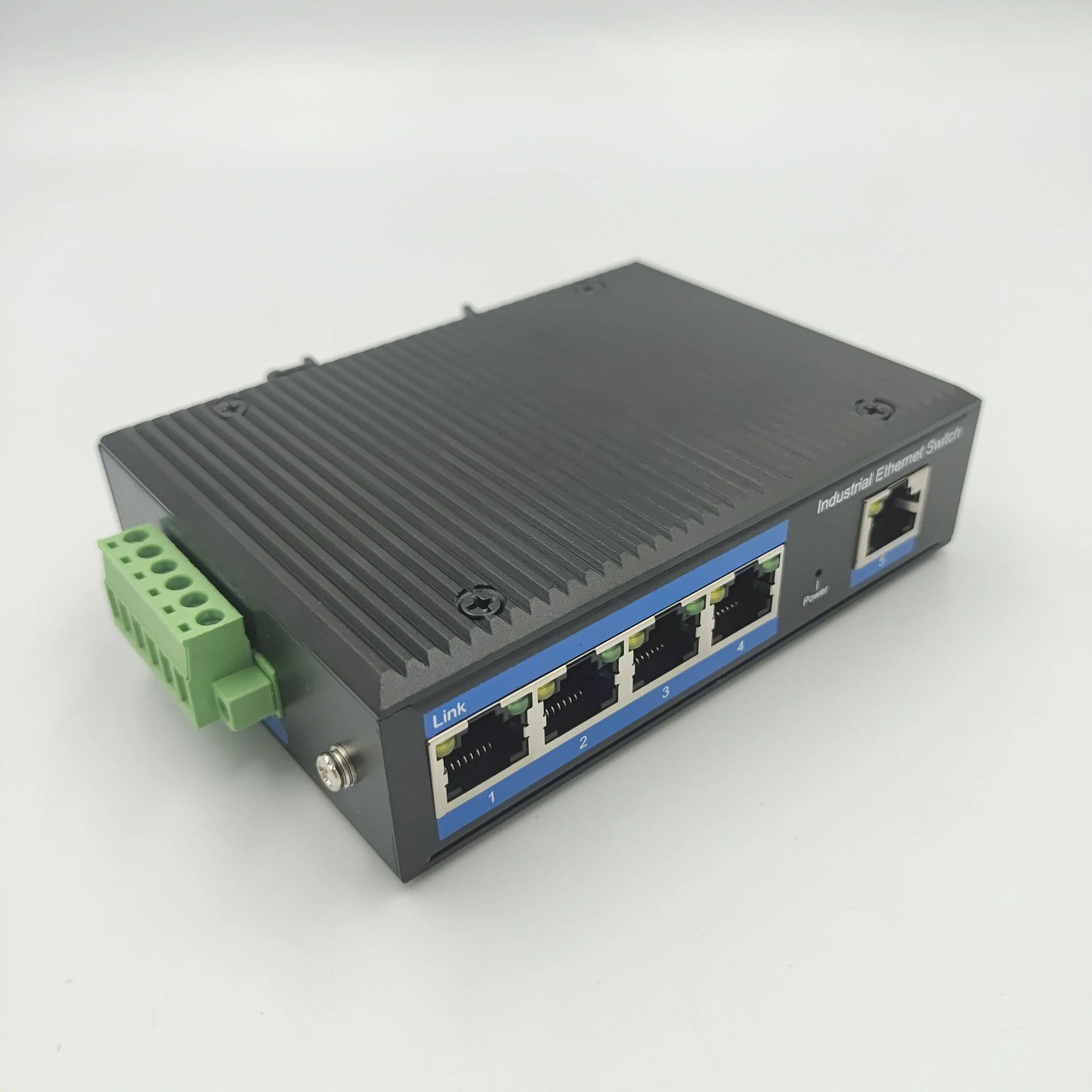 4 Port CCTV Network Poe Switch with 1 RJ45 and 1 SFP Fiber Uplink