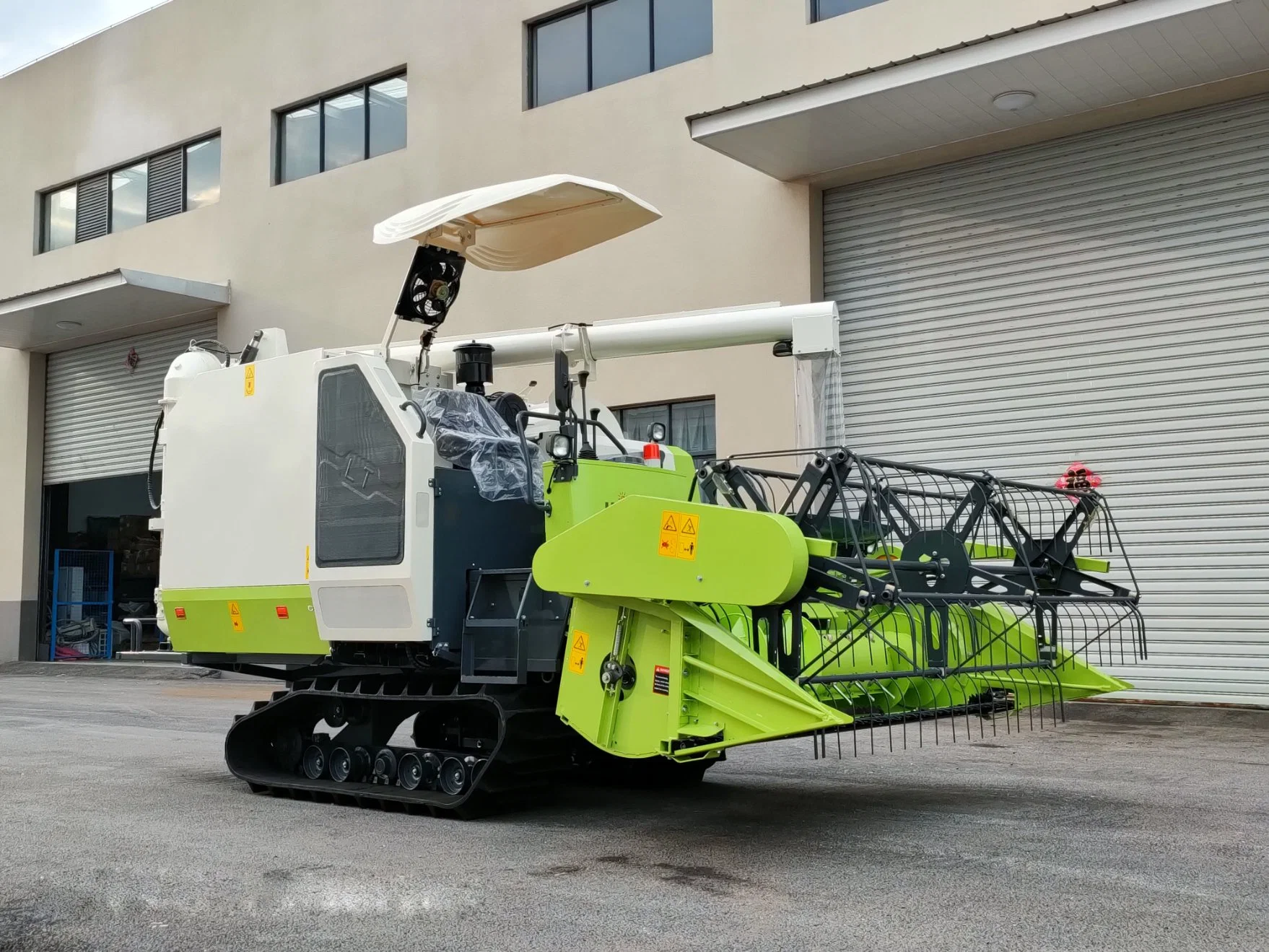 Paddy Field Rice Combine Harvester Kubota Type Farm Machines