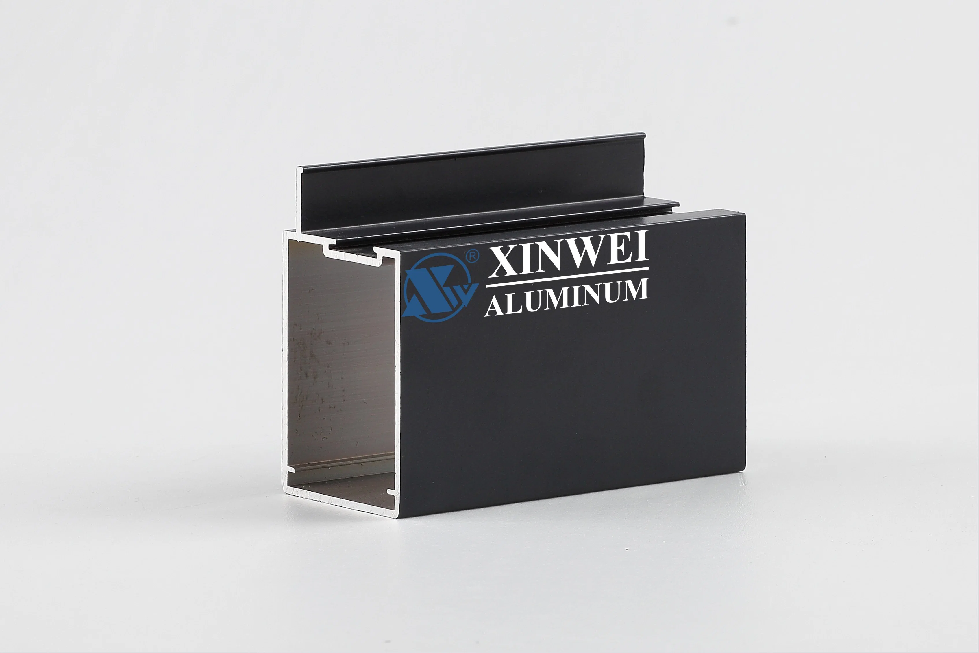 Factory Aluminium 6063 Extrusion for Construction Material