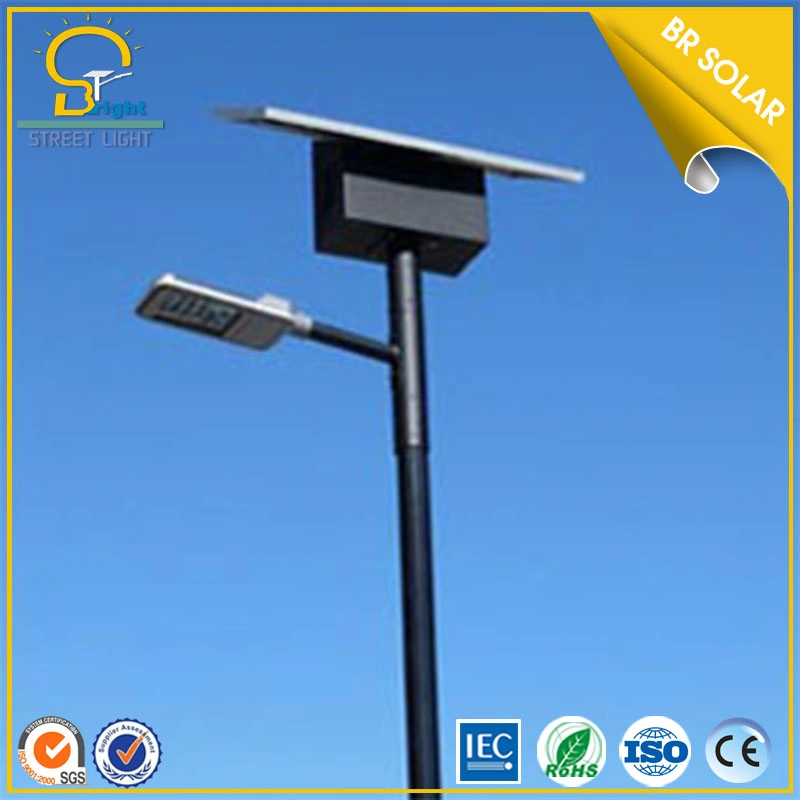 8m Pole 60W LED Lamp with Lithium Battery