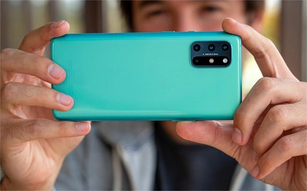 تم تجديد One Plus 8T 5g للهواتف المحمولة الأصلية، وهي مزودة ببطاقة SIM مزدوجة كاميرا AMOLED 48MP مقاس 6,55 بوصة تعمل بنظام Android سعة 128/256 جيجا بايت لأجهزة Oneبالإضافة إلى 8T 8PRO 9 9 9 r