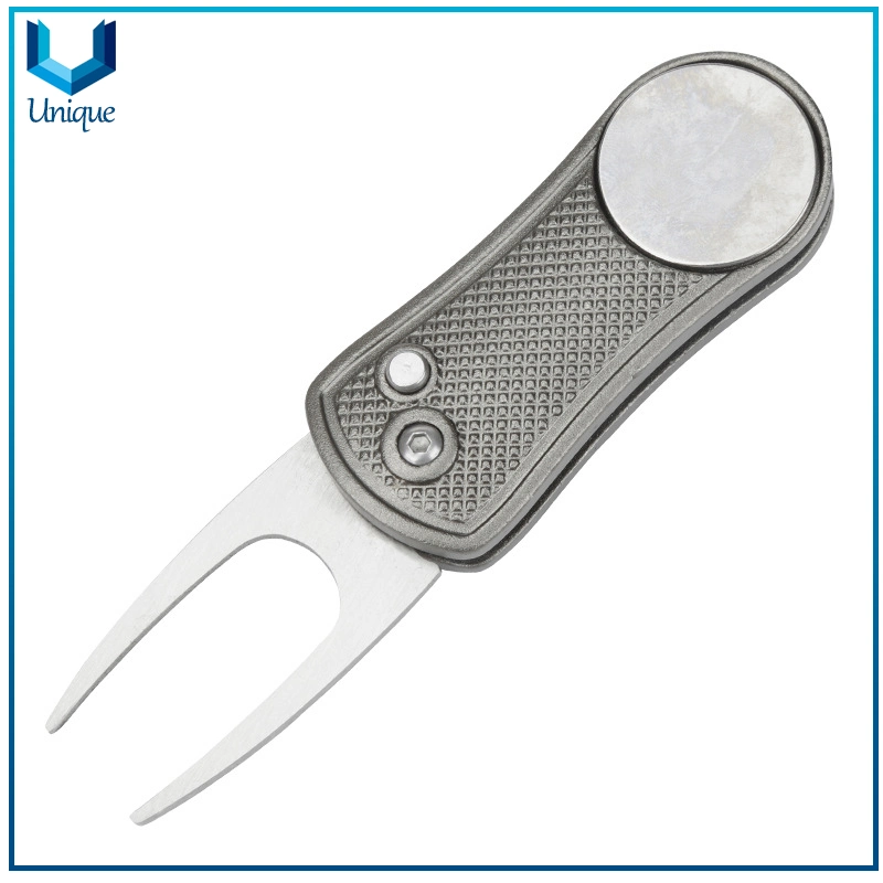 Ball Marker Supplier Multifunctional Bottle Opener Golf Divot Repair Tool with Custom Metal Golf Ball Marker