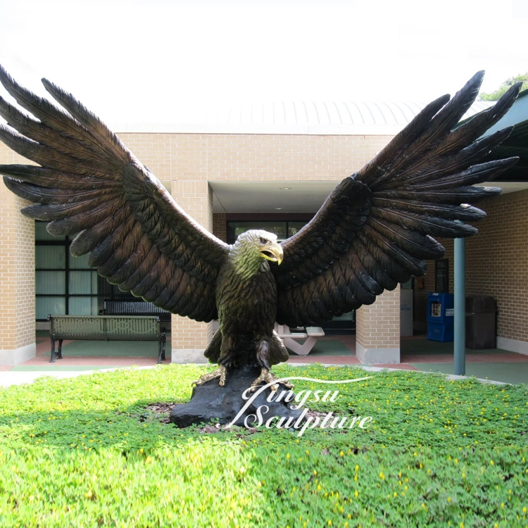 Garden Decoration Customized Size Wild Animal Statues Bronze Large Outdoor Eagle Statues