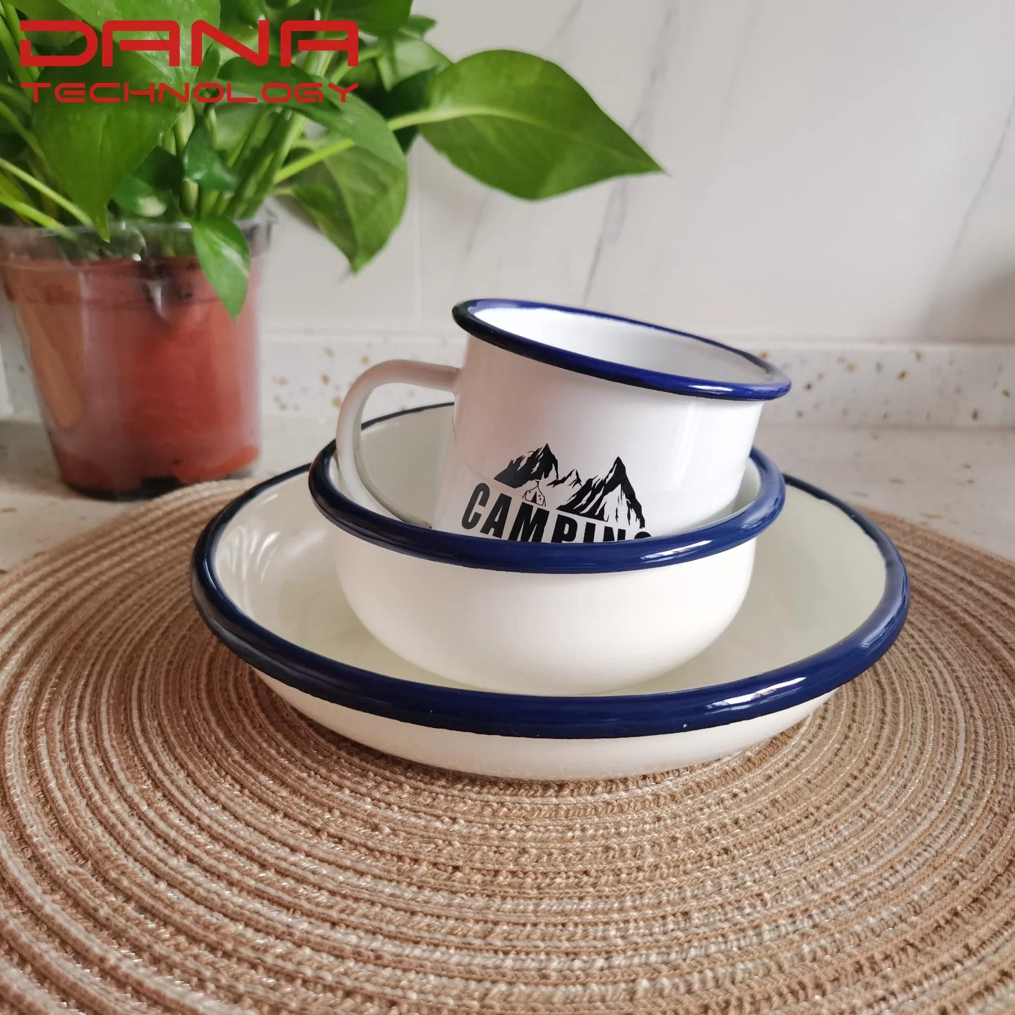 Artigos de mesa para uso no restaurante uso do Classic porcelana esmalte Bowl Spoon Conjuntos de placas em conjunto de louça branca de esmalte