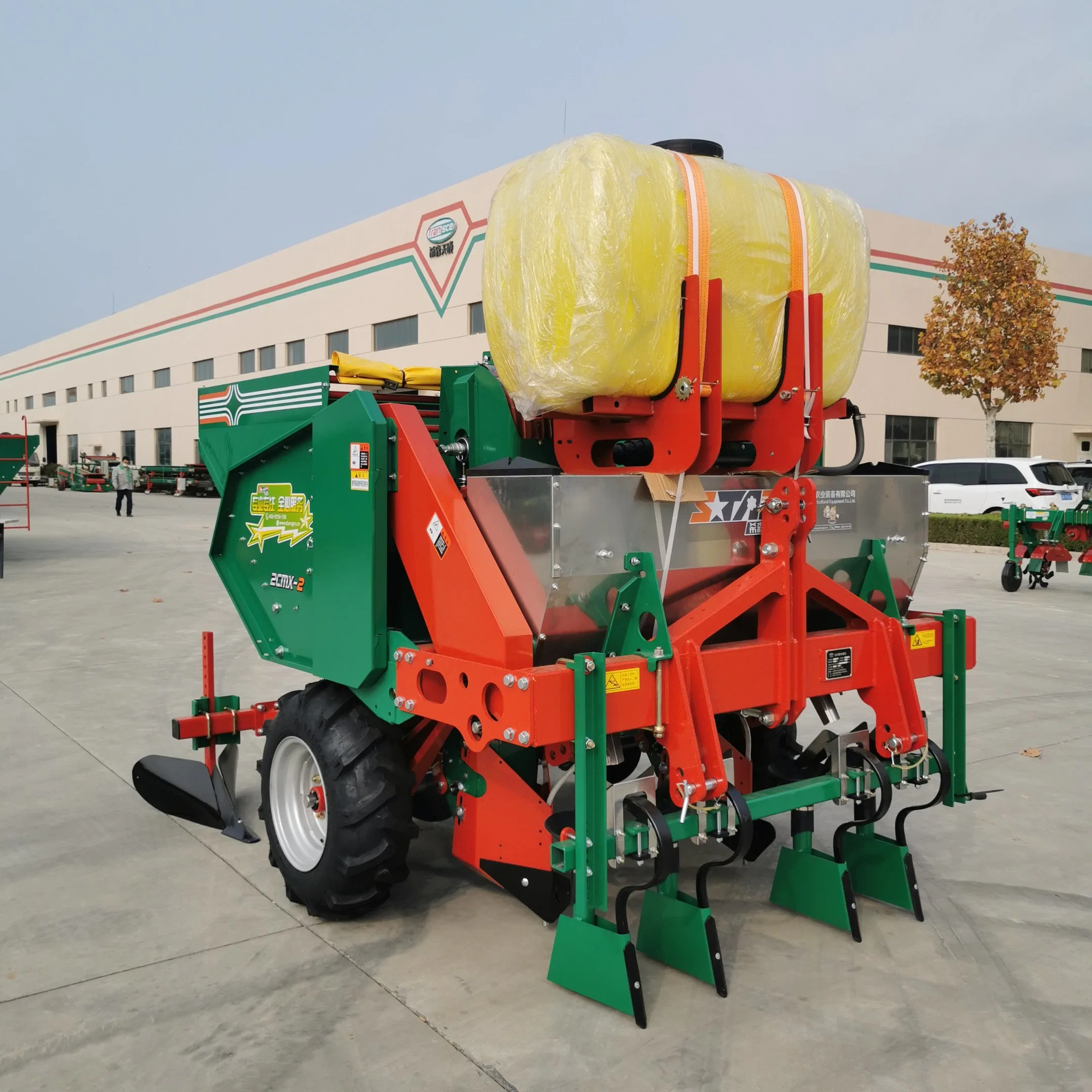 High quality/High cost performance  2 Working Ridges Medium-Sized Potato Planter