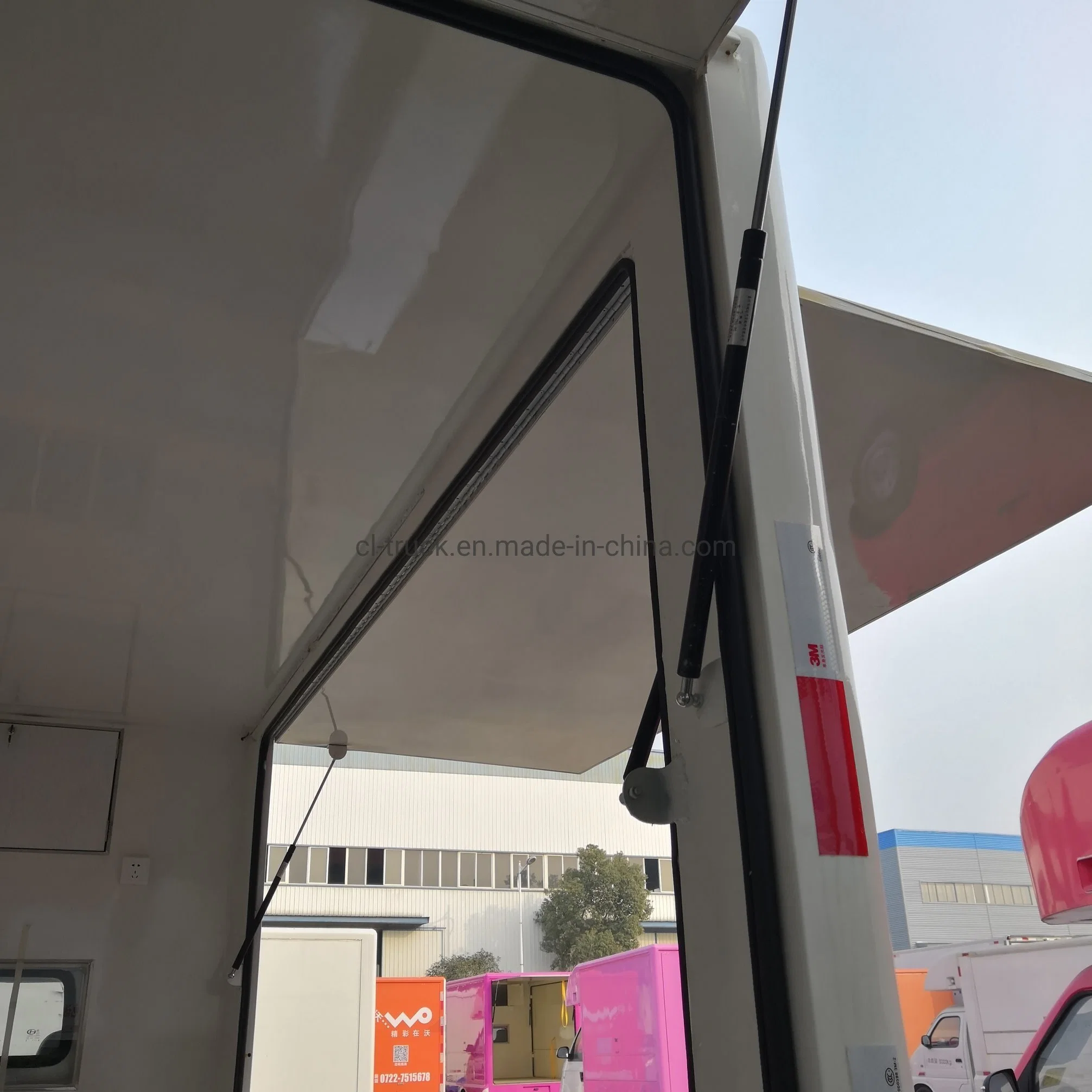 Foton JAC Karry Ice Cream Coffee Kitchen Workshop Mobile Food Truck Cart Price for Sale in Dubai