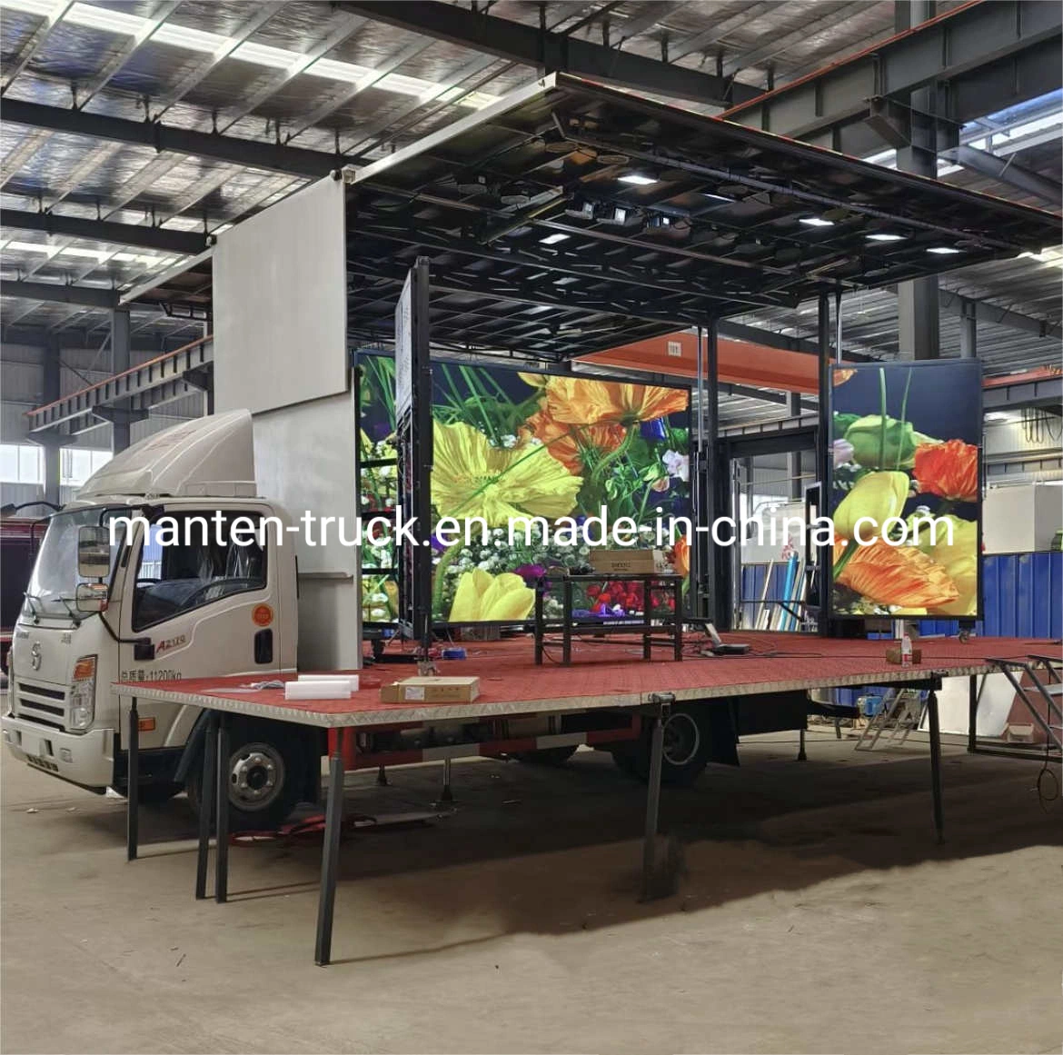 Kundenspezifischer mobiler Outdoor 4X2 Stage Truck/LED Display Truck zweiseitig Oder dreiseitige Flügelspannweite mit P4 P5 P6 Vollfarb-Bildschirm