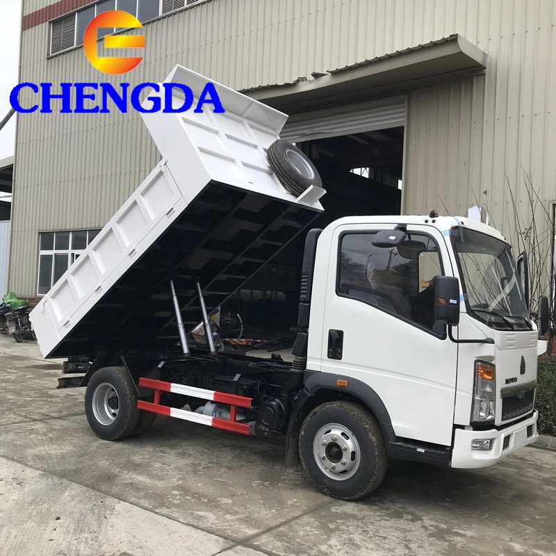 La Chine Sinotruk HOWO Euro 2 3 4 4x2 4X4 off road 3,5 tonnes 5 tonnes mini-vidage de benne basculante de lumière utilisée Mini Dumper chariot