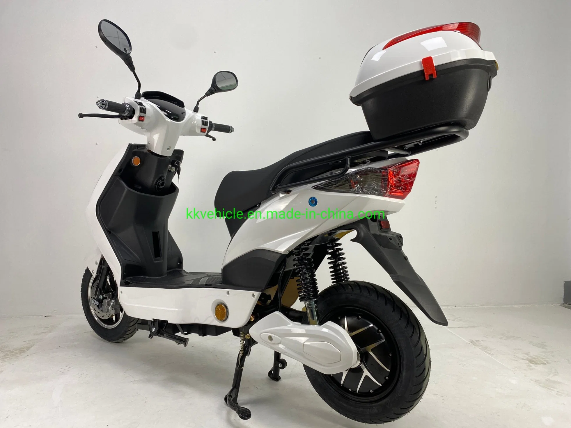 Venta caliente 60V800W Scooter eléctrico con 60V20Ah batería de litio y CE