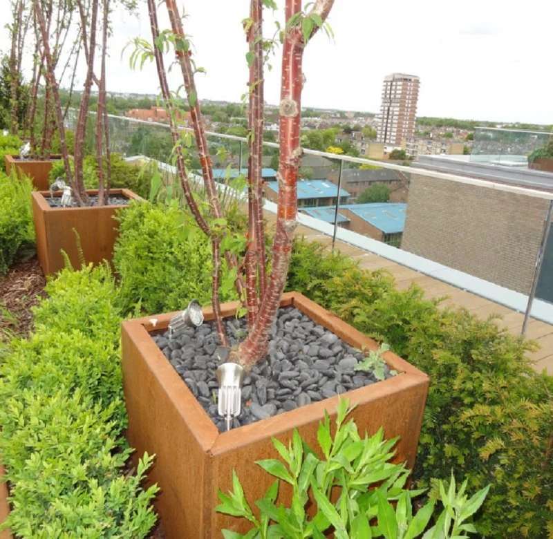 Jardinière carrée en acier Corten pour jardin extérieur, finition vieillie