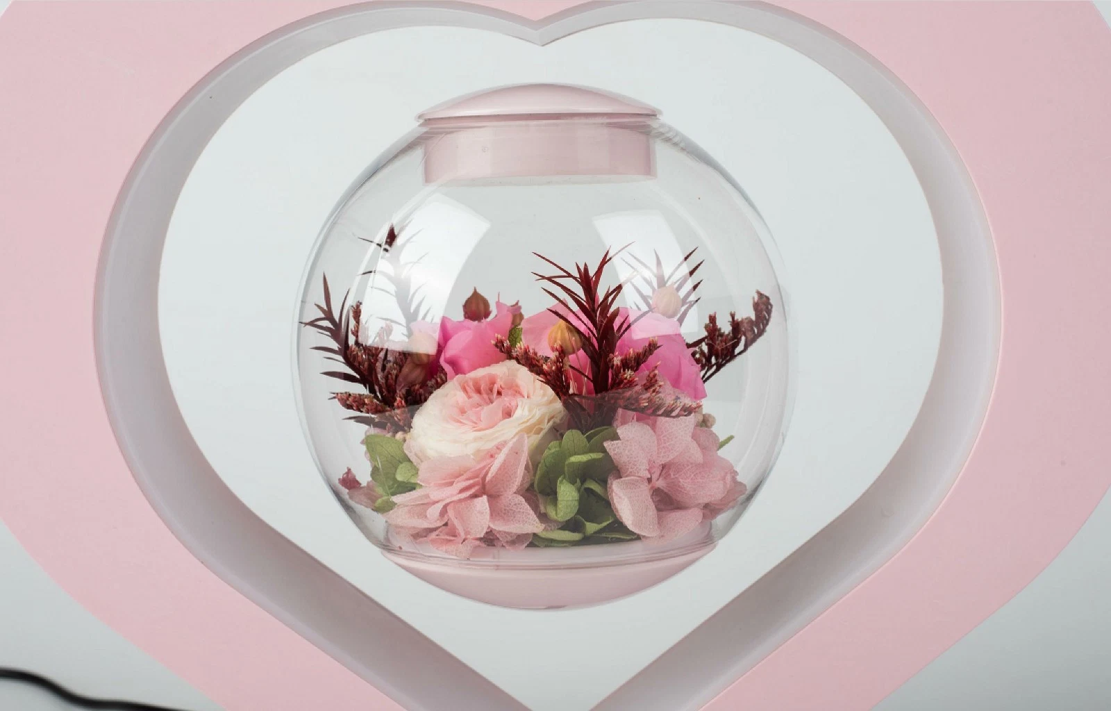 Heart Shape Rotating Magnetic Levitation Floating Preserved Flower Pot Plant Gift