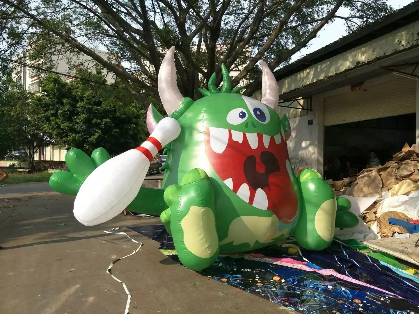 Desfile de Boyi monstruo inflables decoración personalizada de dibujos animados para la venta