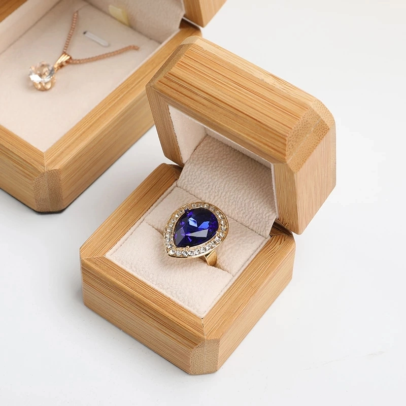 Real Bamboo Wood Jewellery Box Wholesale/Supplier Pendant Necklace Ring Gift Display Packaging Case with Velvet Interior