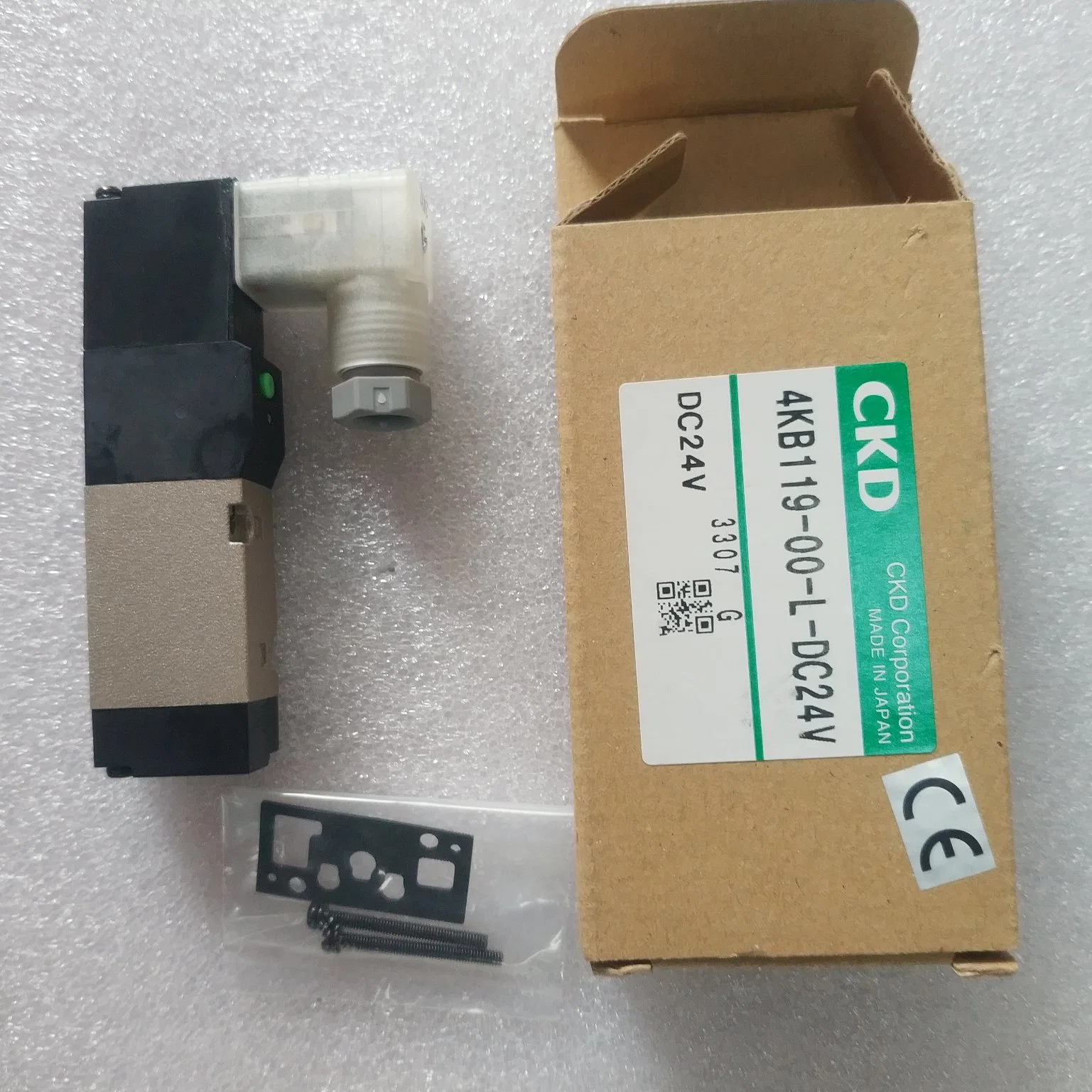 Imported New Solenoid Valve for CKD 4kb119-00-L-DC24V Air Valve 4kb119-L Cylinder for Ryobi Machine for Ryobi 750