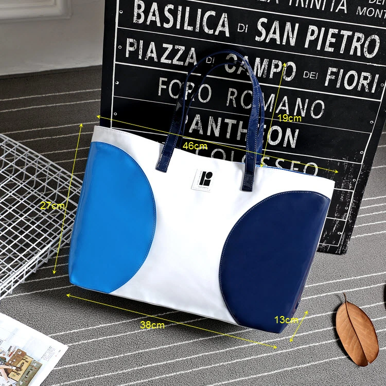 Cuero de PVC de documentos de color blanco medio grande y azul personalizado Bolsa de mano de compras