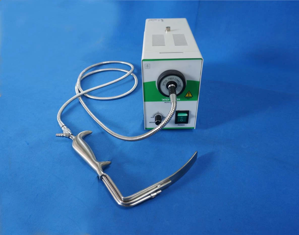 LED Medical Cold Light Source with Breast Retractor