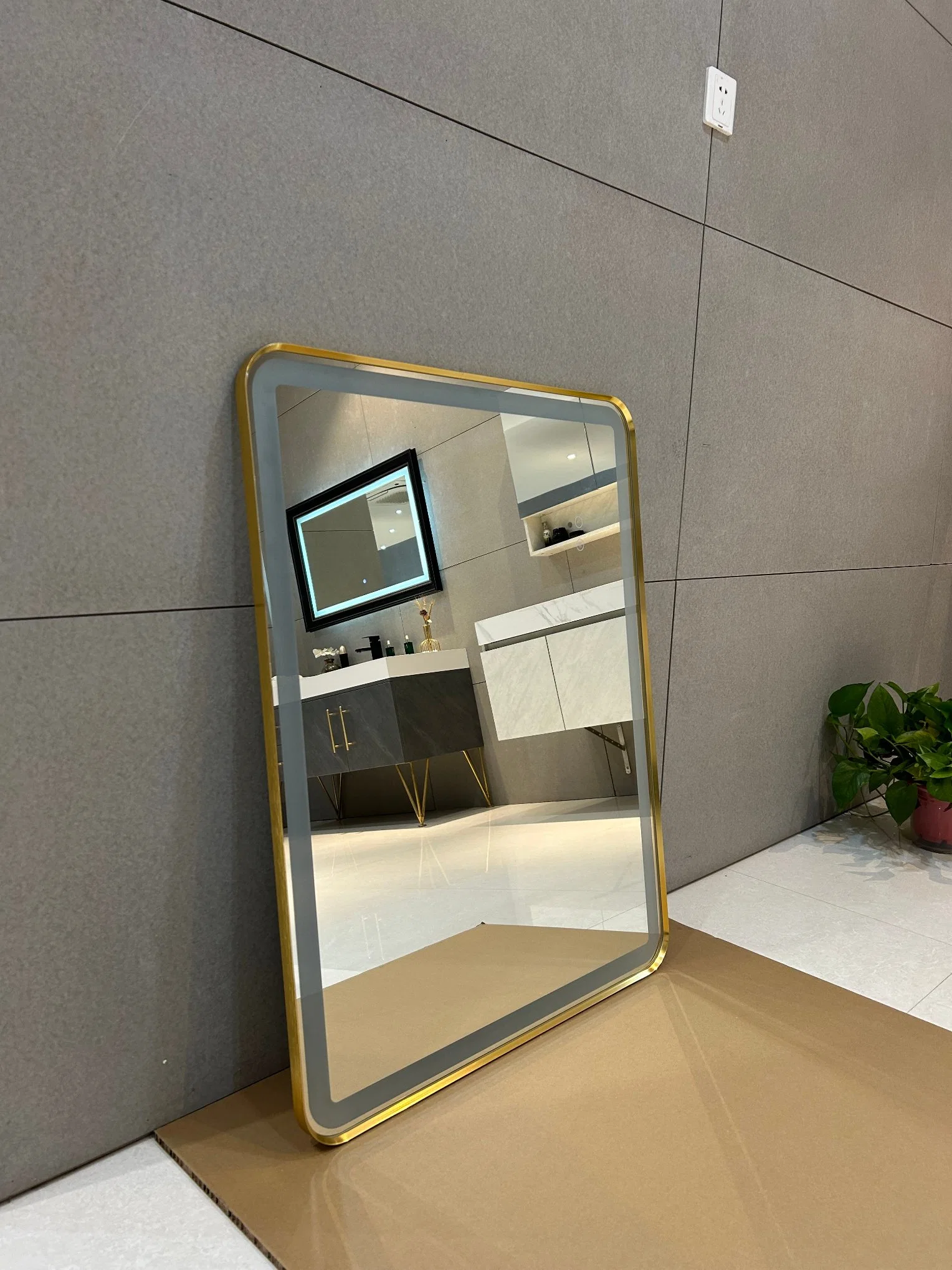 Gold Rectangular LED Bathroom Mirror Anti-Fog Dual Touch Lighting Wall Vanity Mirror Metal Frame Temperature Smart Mirror 3000K-6000K