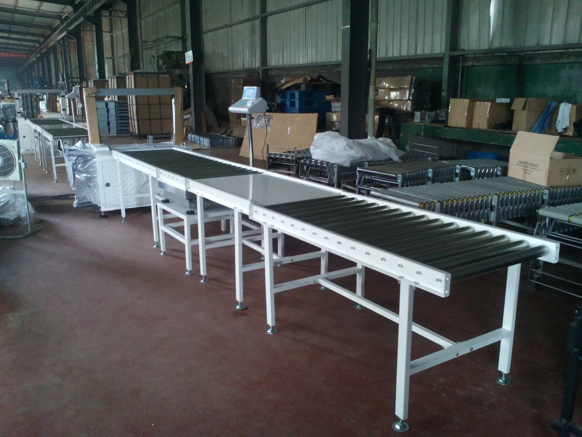 Semi-Automatic Packing Line Roller Conveyor System with Weighing Unit