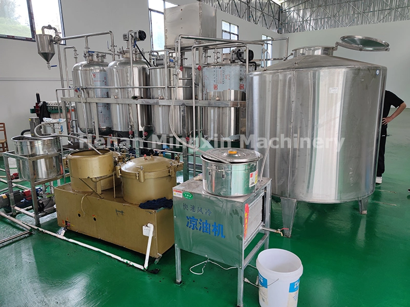 Sunflower Soybean Oil Refining Machine Cooking Oil Refinery Machine