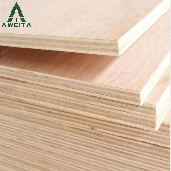 La Chine usine de contreplaqué de gros de meubles en bois contreplaqué commerciale des prix avec le peuplier Core/Okoume/Pine/Birch face/dos