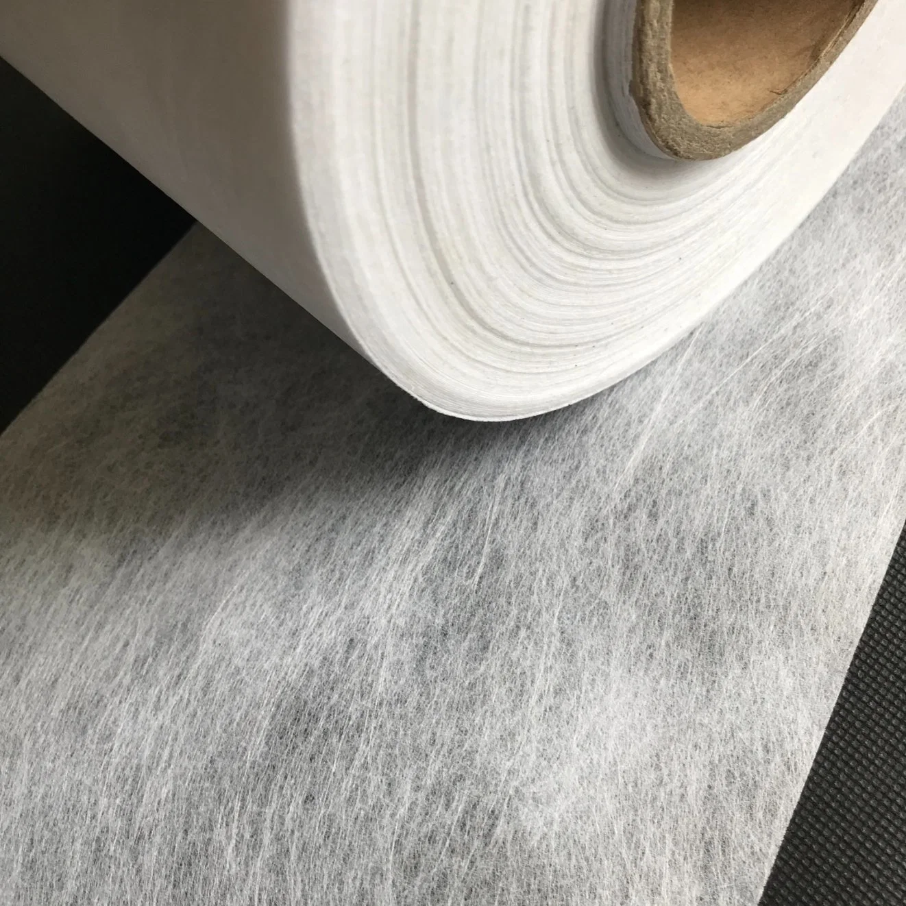 Modern Techniques Good Surface Polyester Tissue for FRP Products, Improve Product Corrosion Resistance and Weather Resistance