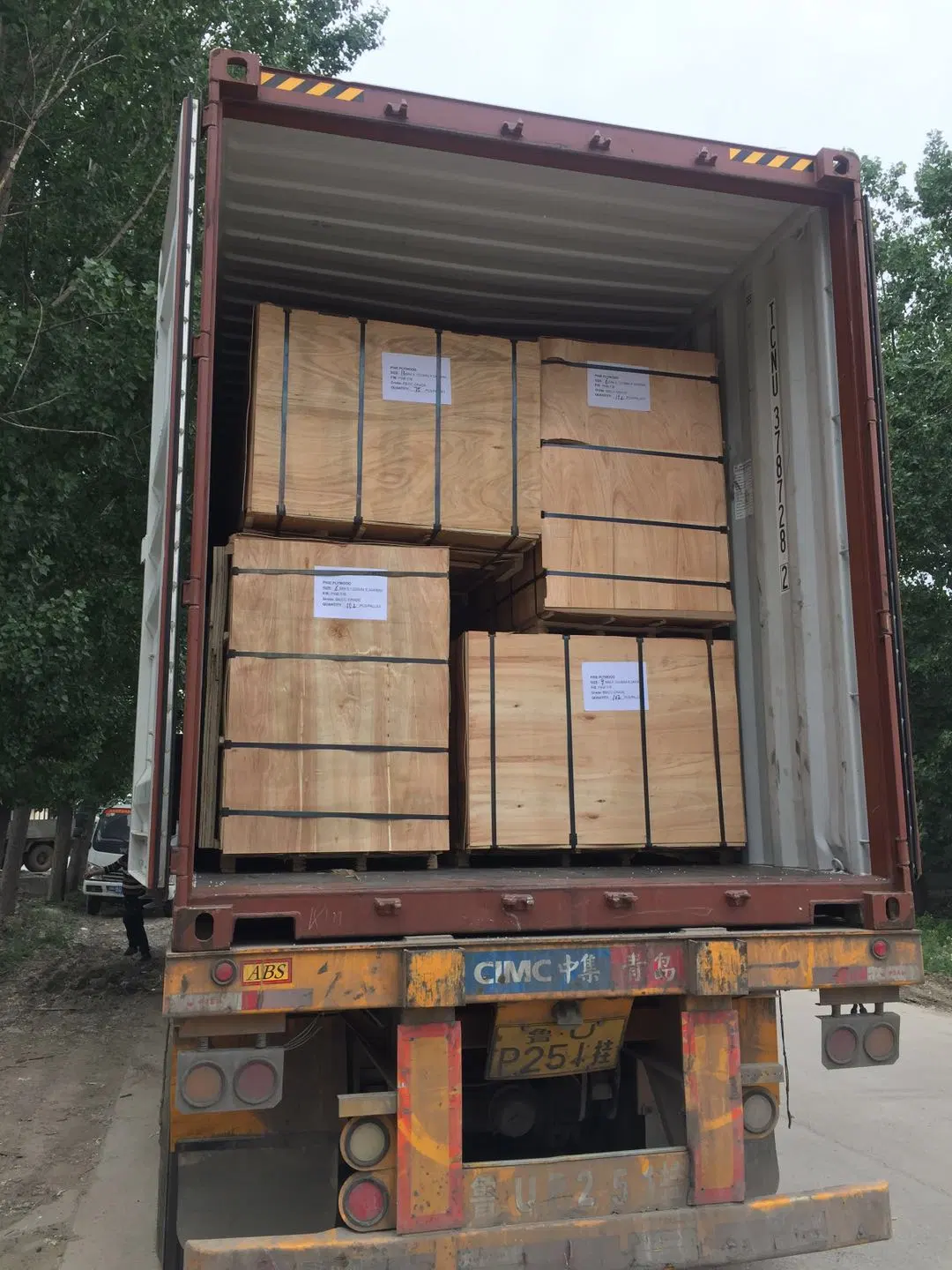 Okoume Plywood for Packing Use 6mm 9mm 12mm 15mm 18mm