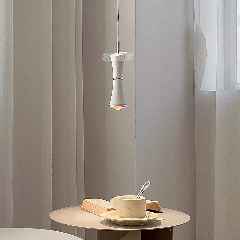 Modern Pendant Lamp Combine Timeless Appeal with Contemporary Style