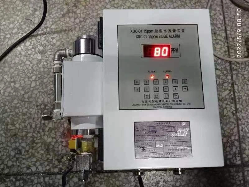 Marine 15 ppm en el dispositivo de alarma de agua de sentina