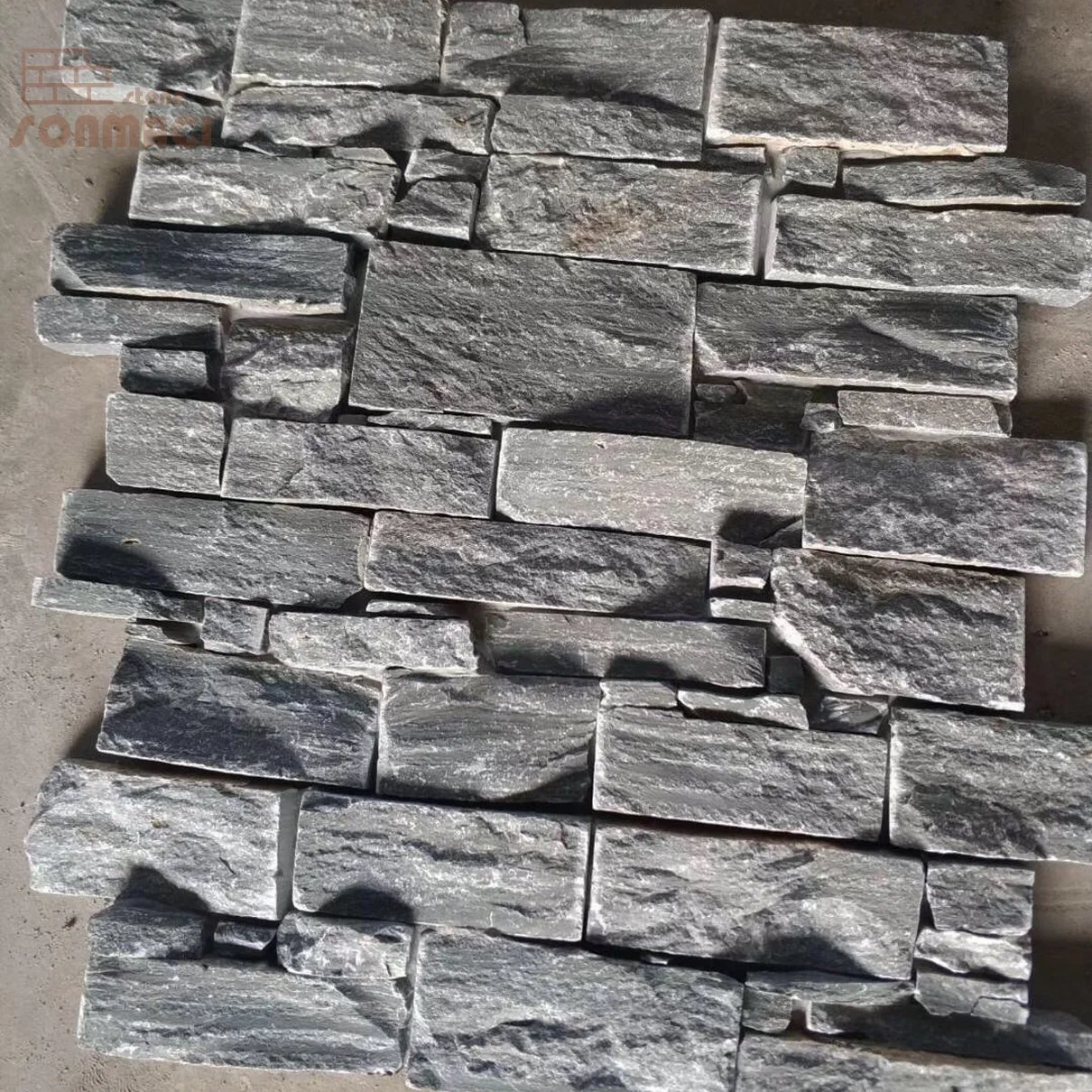 Black Slate Natural Stacked Stone Panels for Wall Decoration