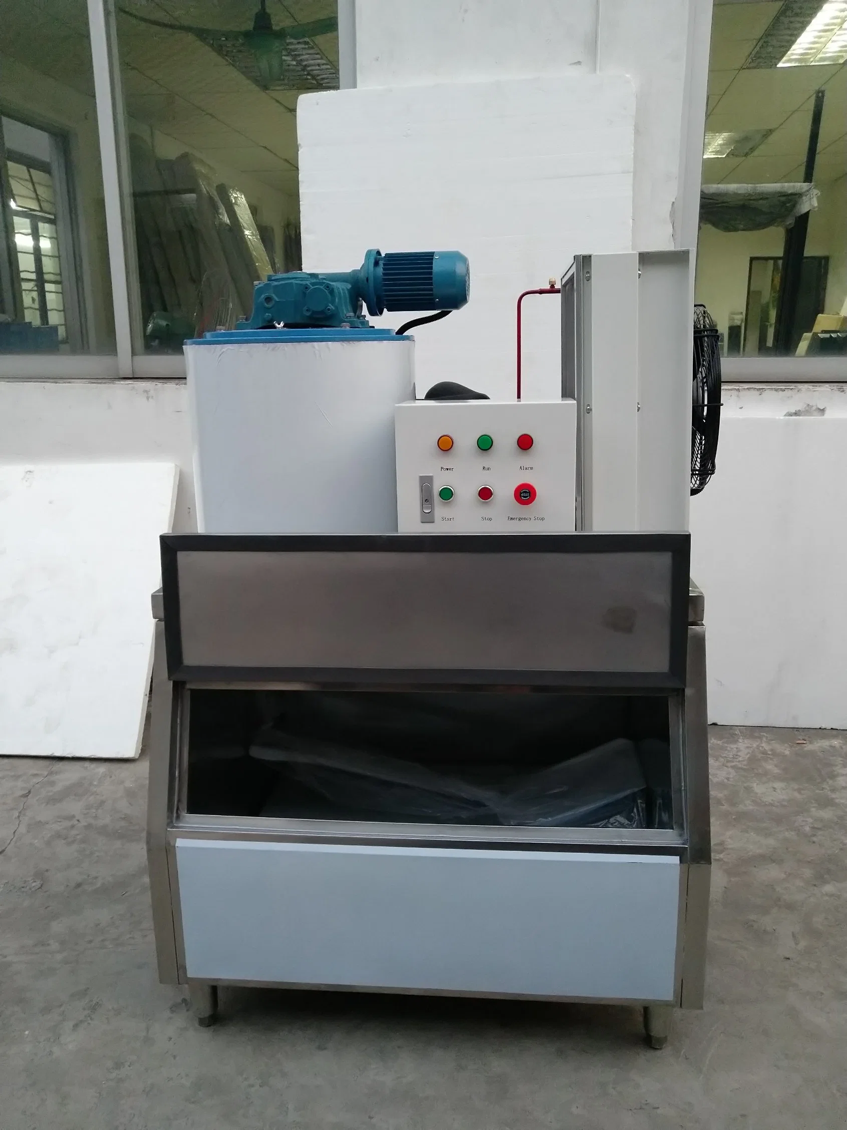 Hot Sale 1000kg/24h comercial água doce Flake Ice Machine Industry Para frutos do mar / Hotel / supermercado