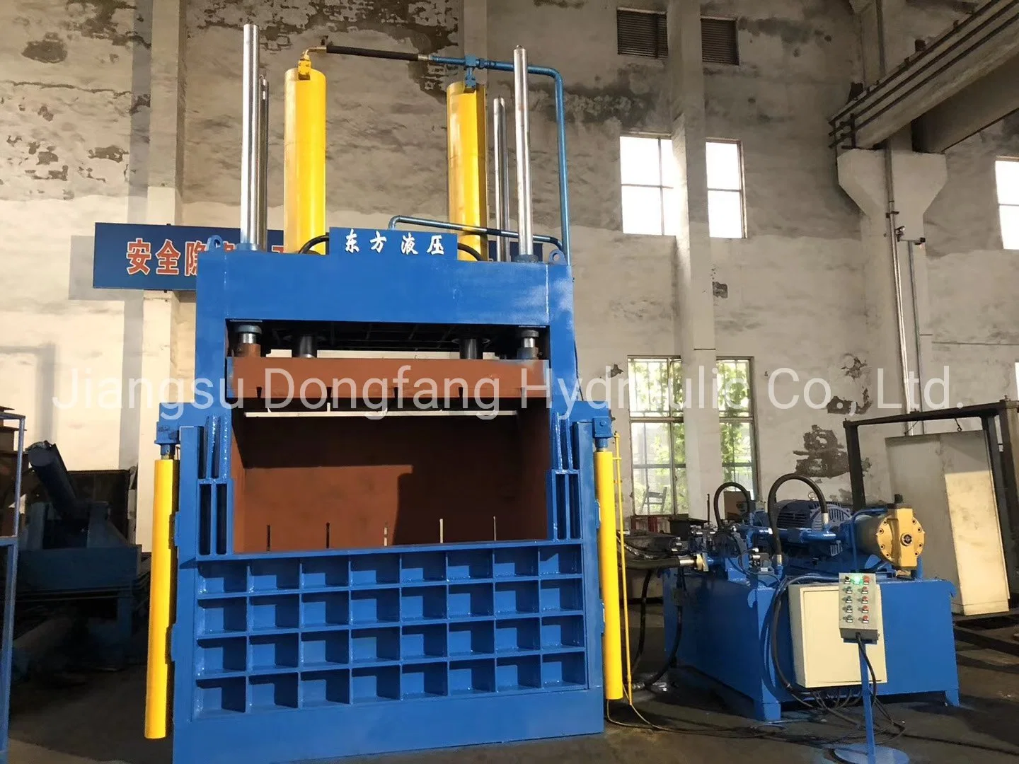 Y82-160 Vertical Type Steel Compressing Machine Hydraulic Baling Press