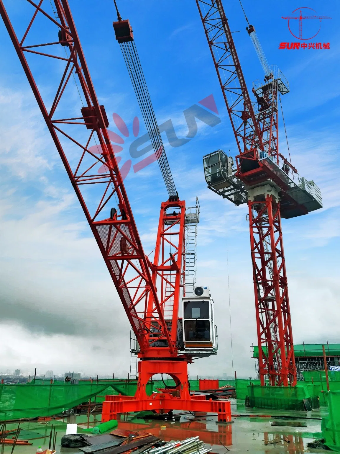 Sun Brand Qtdc1830-4t New Product for Sale Overseas Services Provided Big Tower Crane Strong and Sturdy