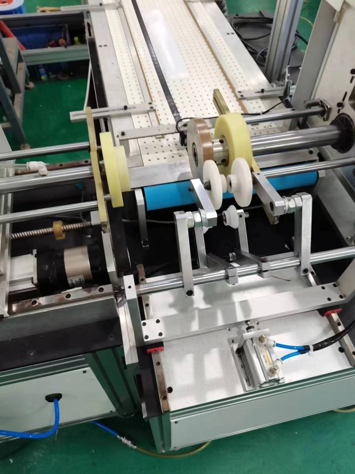 Automatic Paper Round Box Can Container Cover Pasting Edge Folding in Bottom Binding Sealing Forming Machine