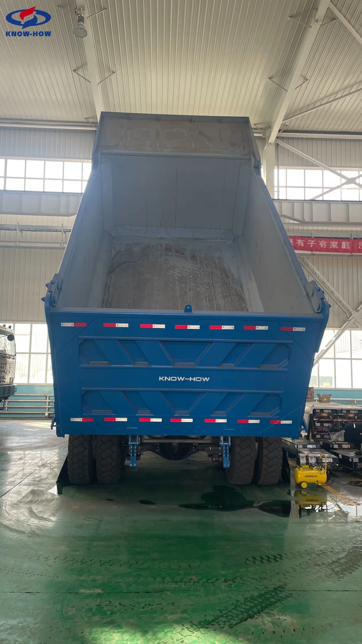 Gcc Approved OEM Know-How Nude Packing Mining Electric Dump Truck 350kw