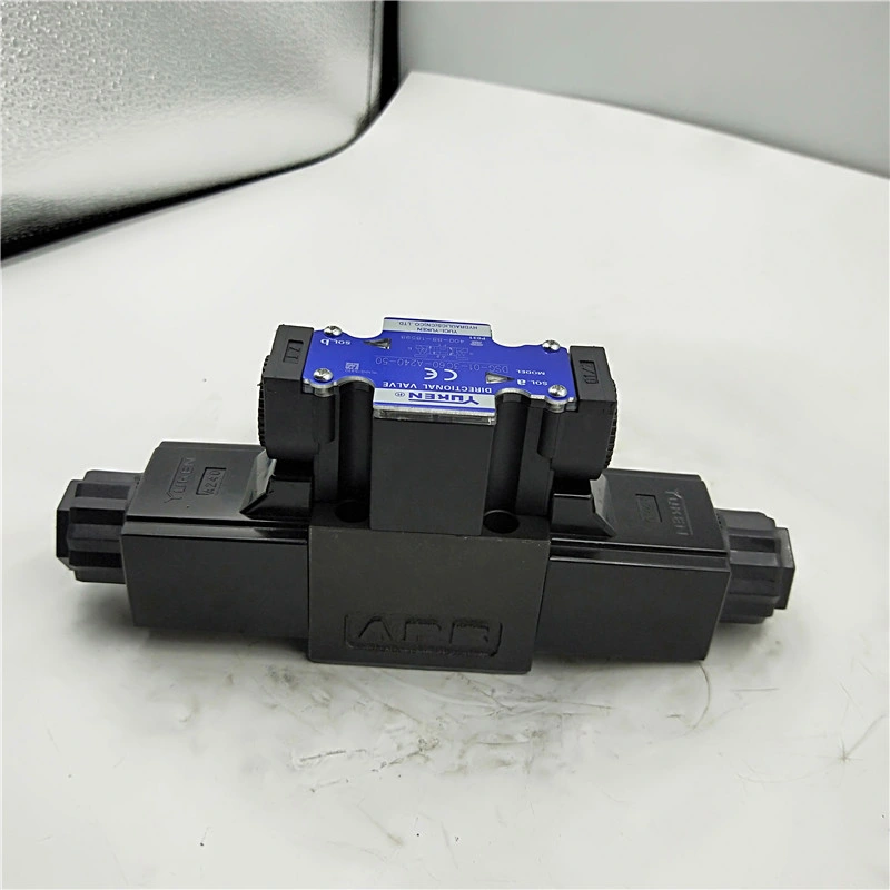 Yuken Solenoid Directional Valve DSG-02-3c10-Dl-D24 DSG-02-3c10-Dl-A220