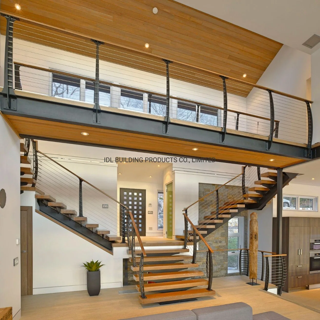 Intérieur moderne escalier en bois massif étape Mono Stringer escaliers Mono Stringer acier escalier intérieur de la main courante droite