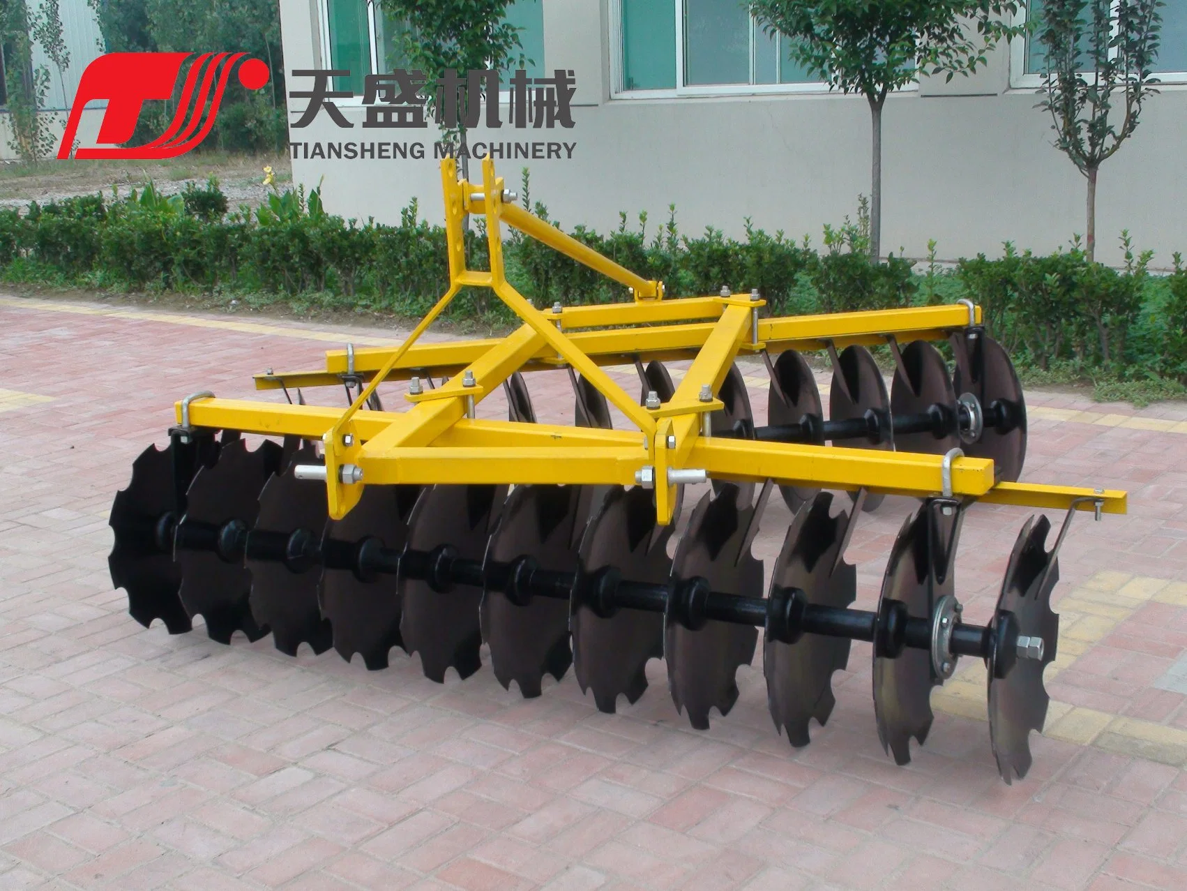 New Farming Agricultural Machinery Tractor Three Point Mounted 22blades Middle Duty Offset Disc Harrow