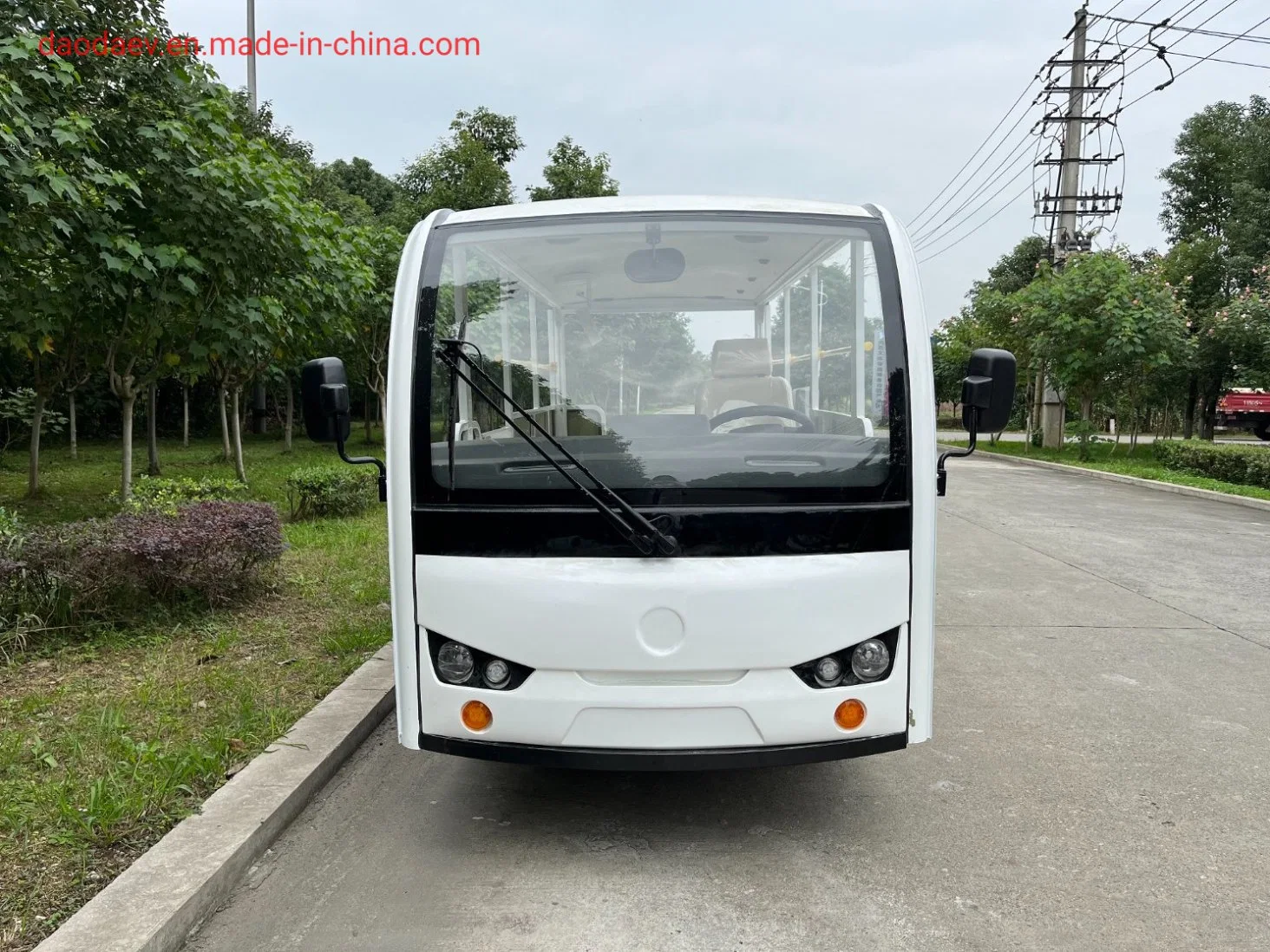 Para Filipinas 450km de largo kilometraje 153.6ah 95.2V620kwh LFP Batería de litio de 15kw Motor eléctrico de 15 escaños de carga Super autobús de turismo alquiler de Mini Bus fb15