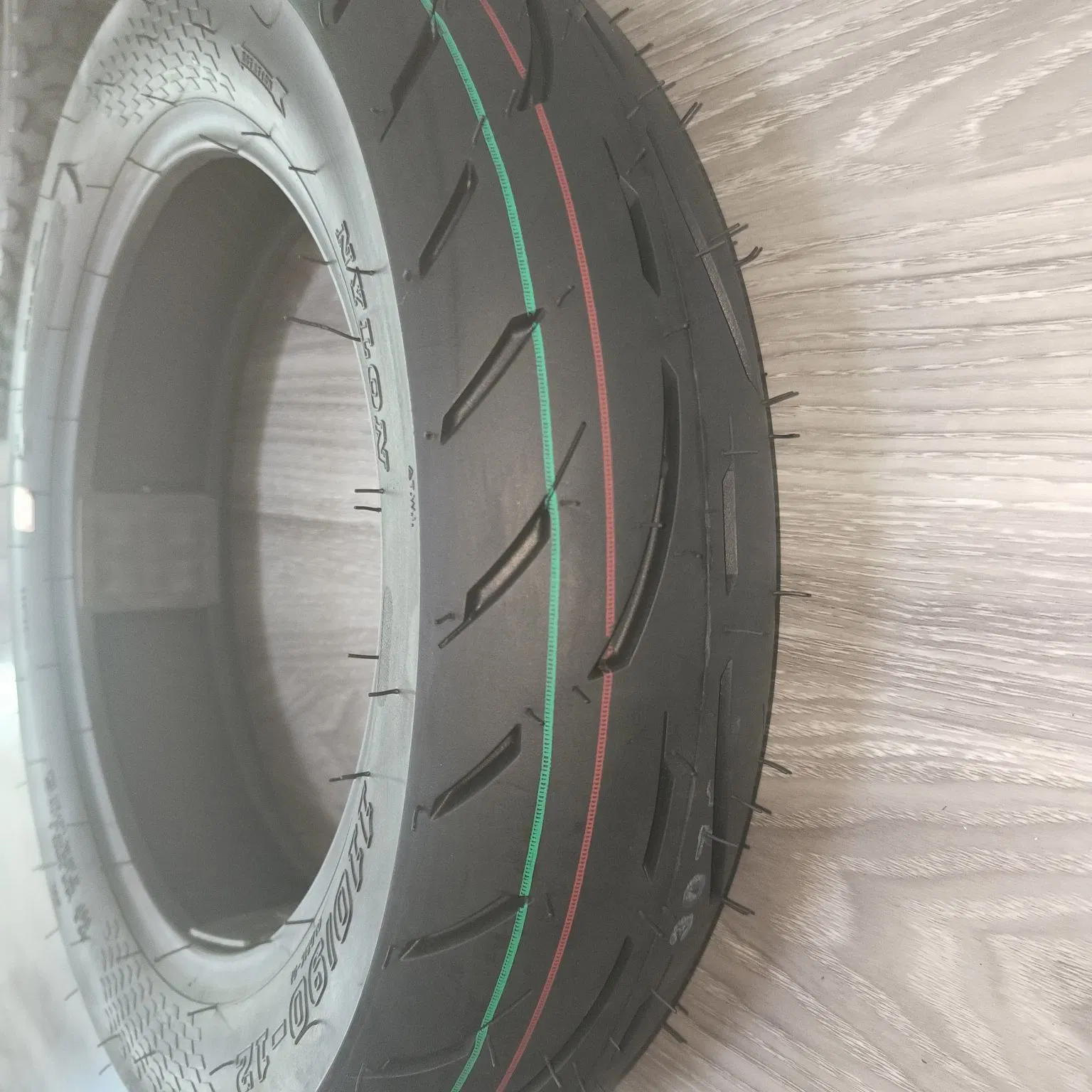 Motorcycle Tyre Radial Style Vacuum Tyre