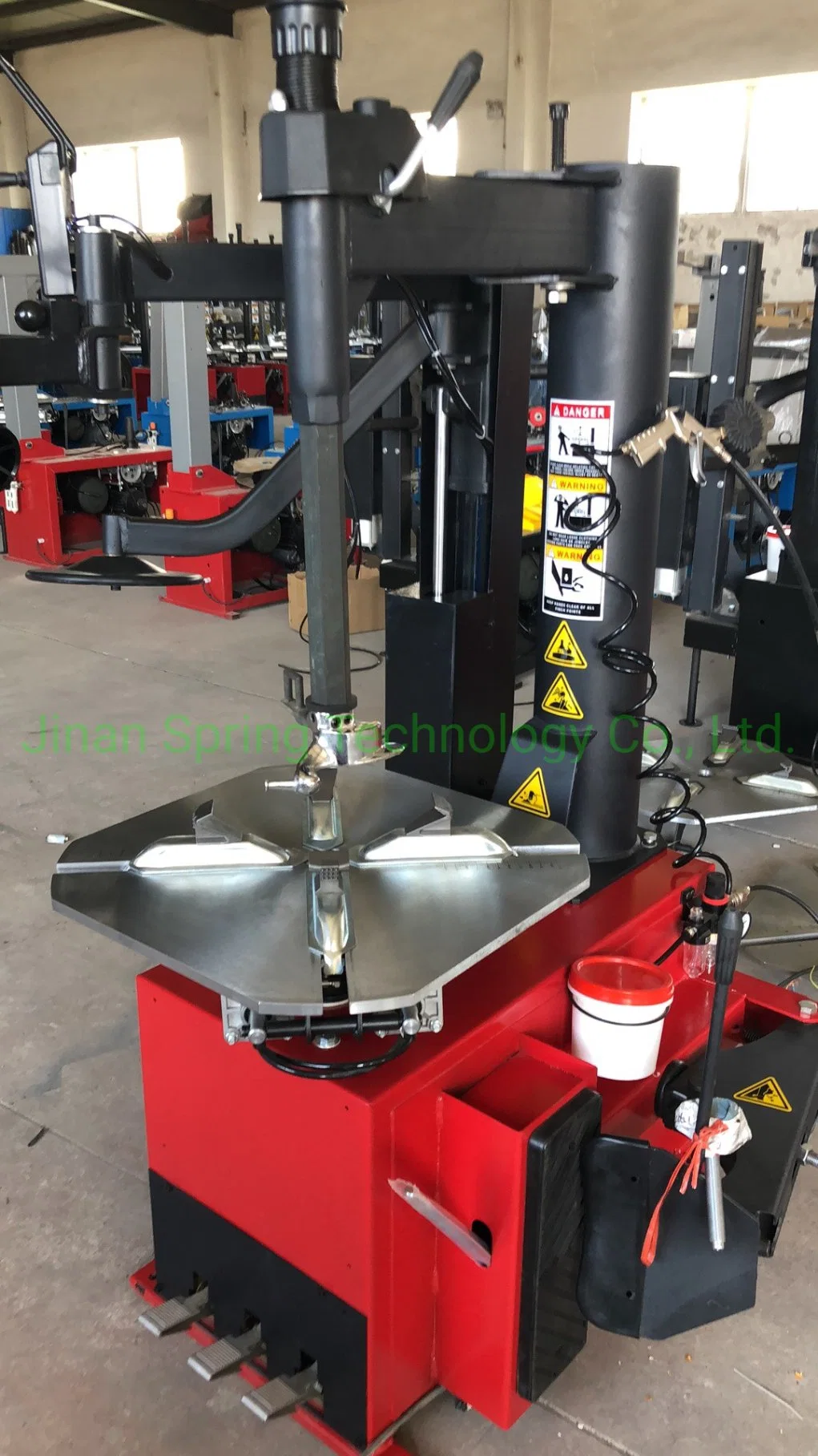 Tire Changer/Tyre Changer with Left Sub-Arm