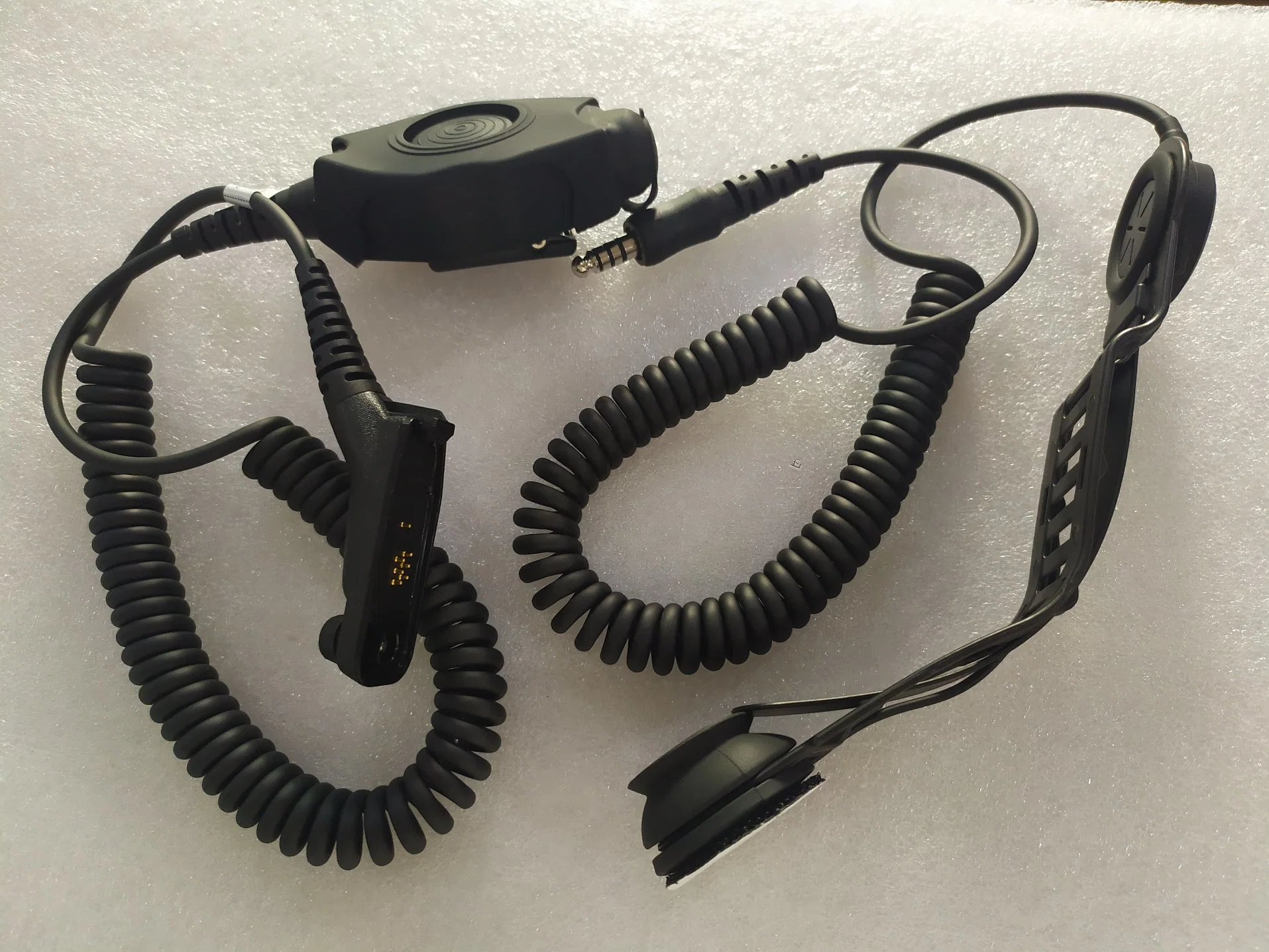 in-Line Ptt Adapter Helmet Bone Conduction Headset for Hytera