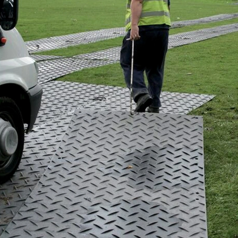 Temporary Road System Extruded Durable Anti Slip HDPE Ground Protection Mats