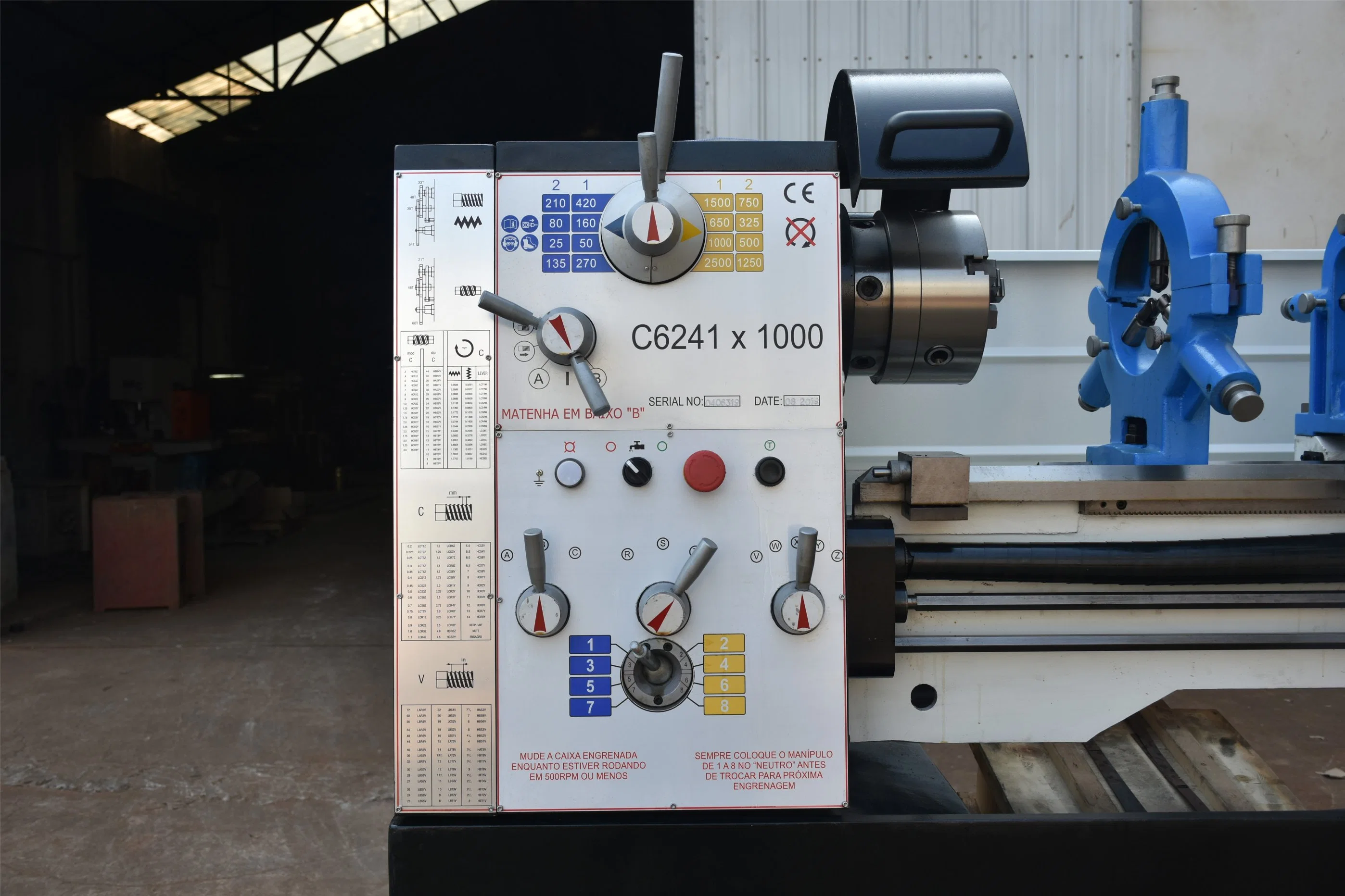 Cm6241*1000mm High Speed Turning Machine for Metal Cutting with Ce