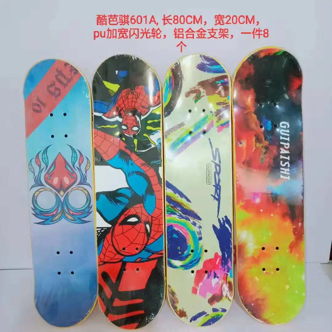 La Junta de pescado en las cuatro ruedas Skateboard SK-01