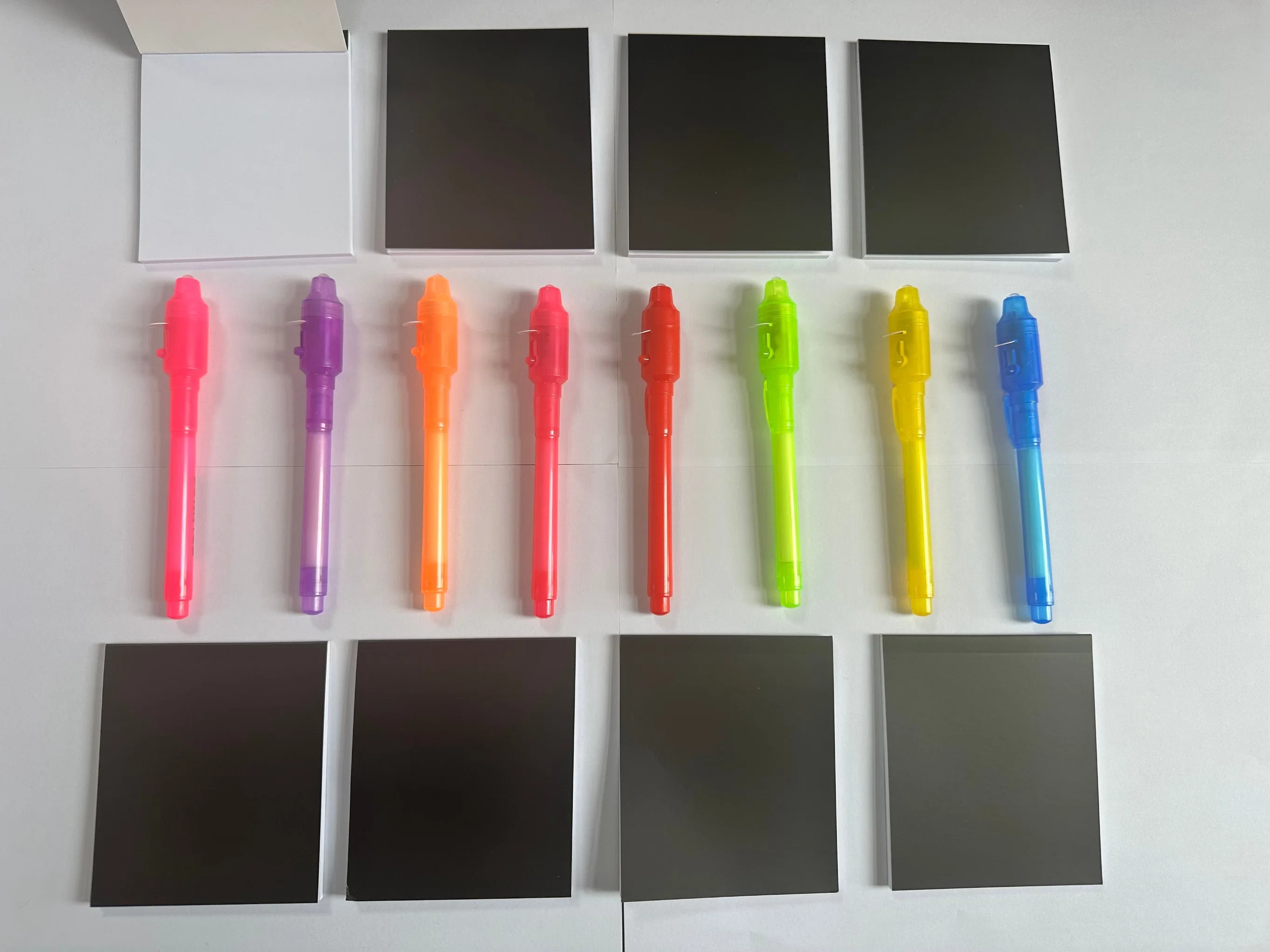 Invisible Ink Pen,  Pen, Invisible Disappearing Ink Pen with UV Light Fun Activity Entertainment for Secret Message and Kids Goodies Bags Toy