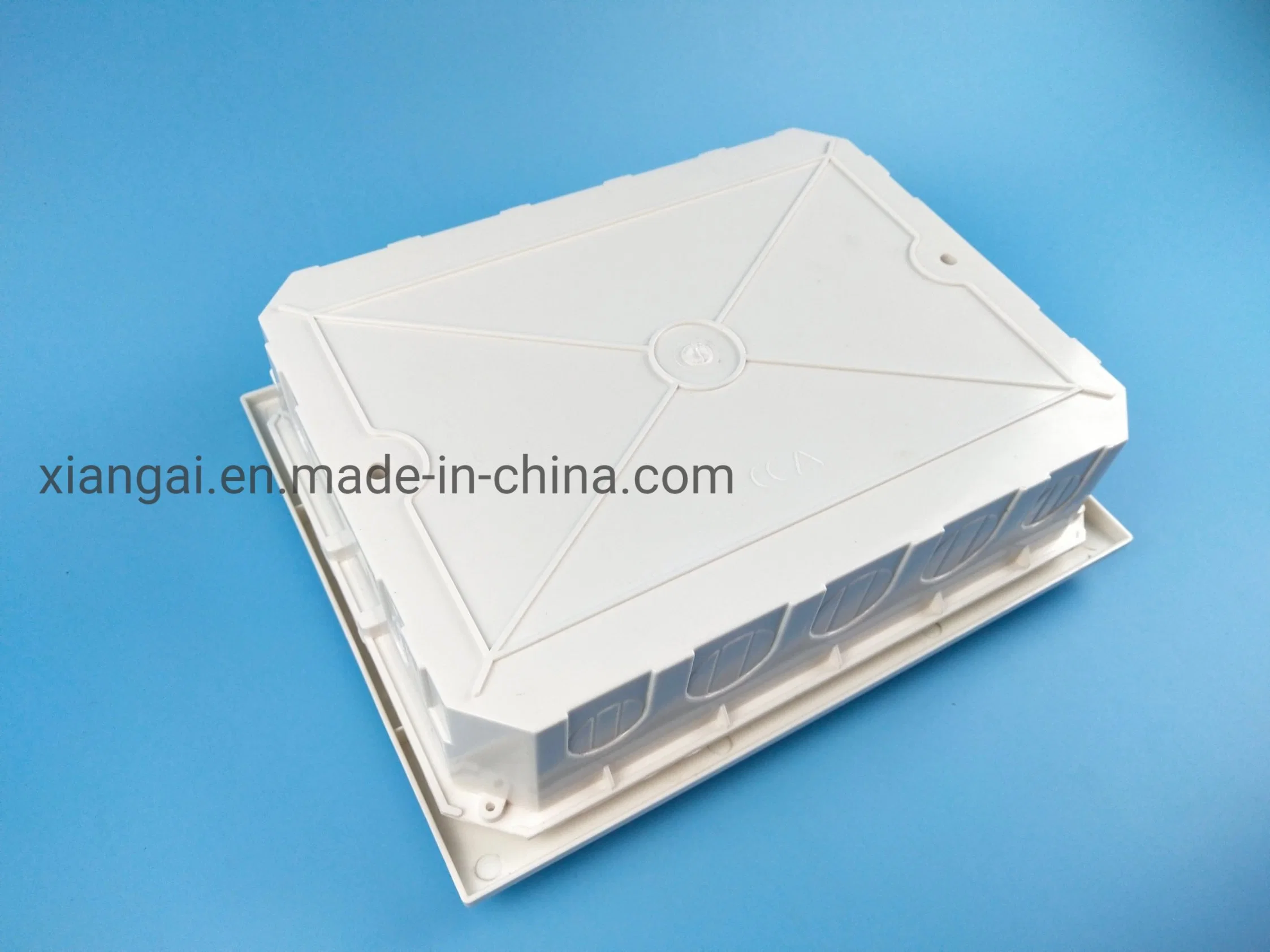 صندوق تثبيت مخصص من البلاستيك مصنوع من مادة البولي فينيل كلوريد (PP) مصنوعة من مادة ABS كهربائية للتركيب على الحائط مورد الصندوق الكهربائي للمجالس
