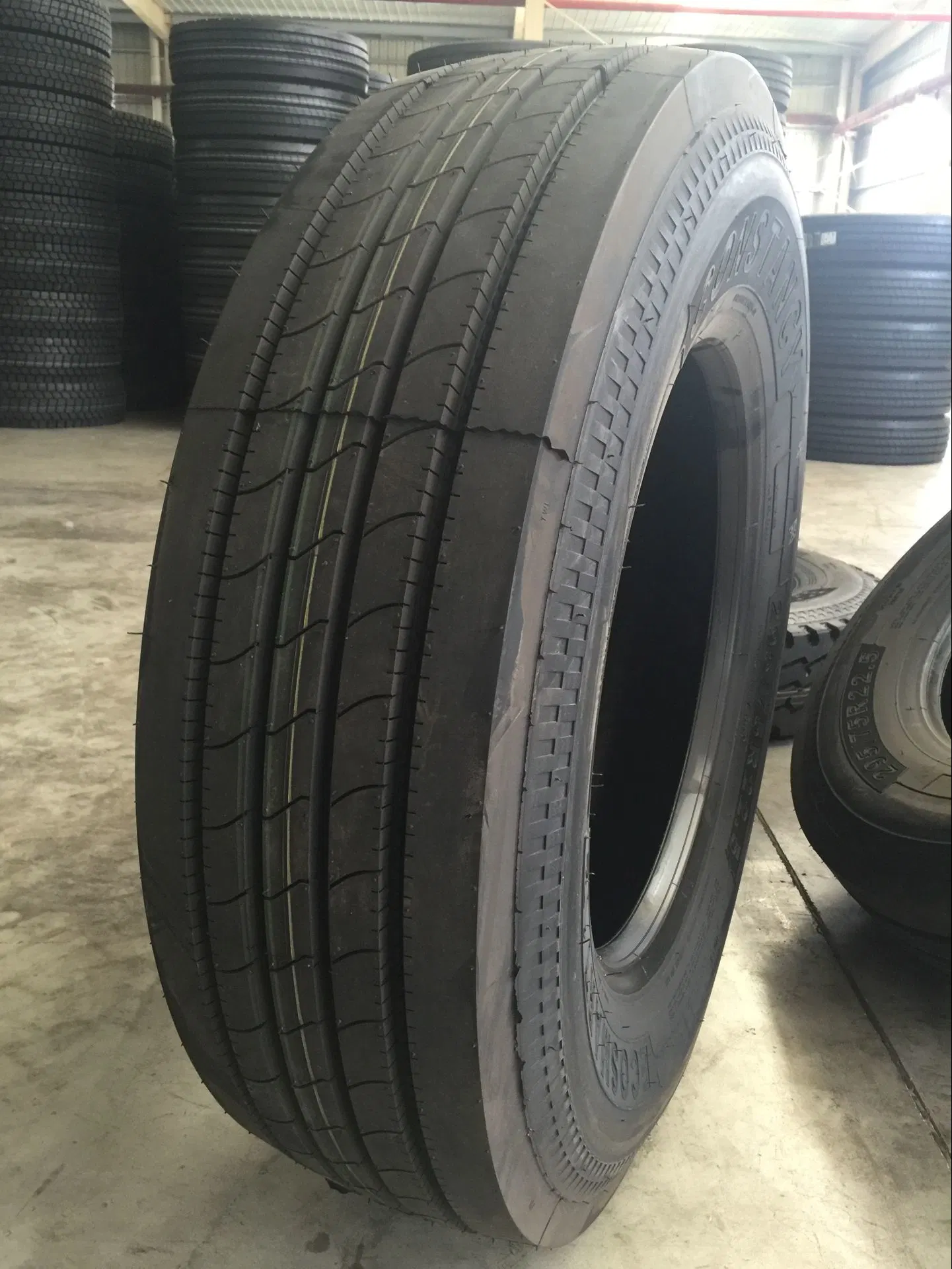 Constancy Brand Radial Truck Tire TBR Tire (265/70R19.5 285/70R19.5 255/70R22.5 275/70R22.5 275/80R22.5)